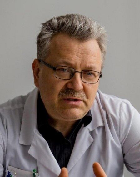 Doctor Dermatologist Wiktor